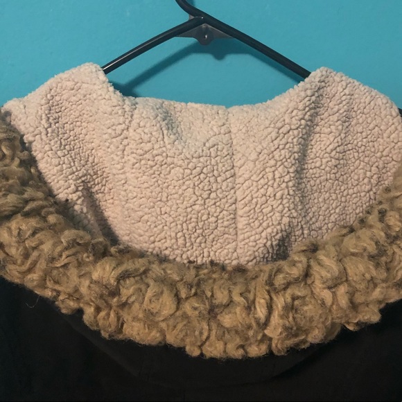 Jacket - Picture 7 of 8